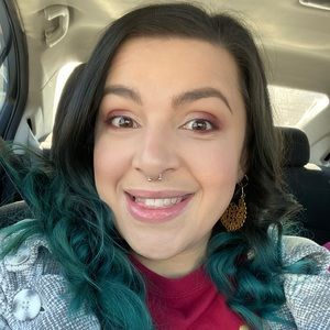 Meet your Posher, Tiffany